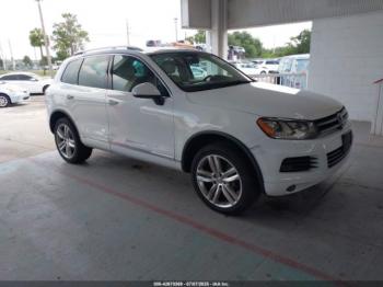  Salvage Volkswagen Touareg