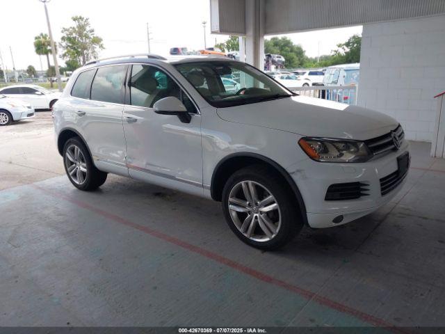  Salvage Volkswagen Touareg