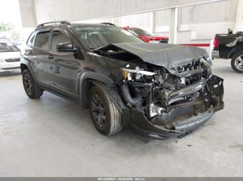  Salvage Jeep Cherokee
