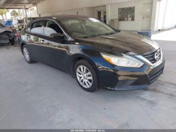  Salvage Nissan Altima