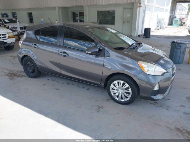  Salvage Toyota Prius c