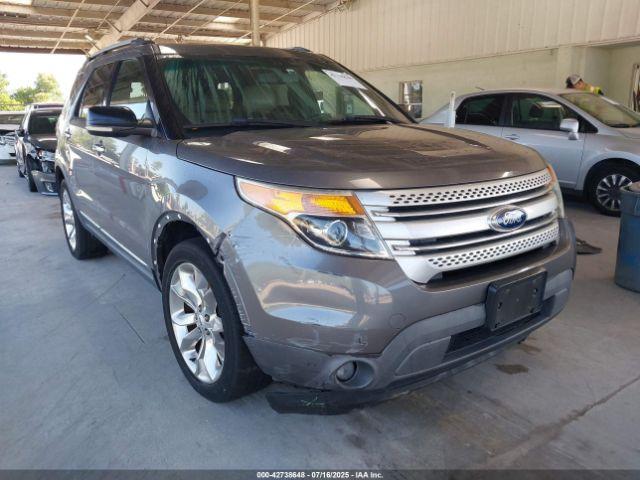 Salvage Ford Explorer