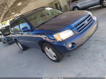  Salvage Toyota Highlander