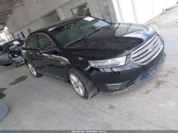  Salvage Ford Taurus