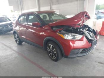  Salvage Nissan Kicks