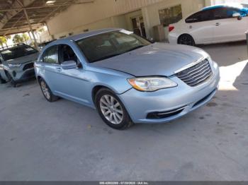  Salvage Chrysler 200