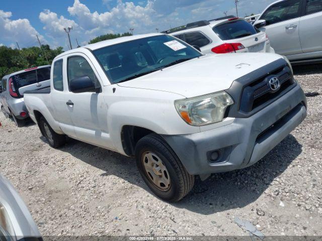  Salvage Toyota Tacoma