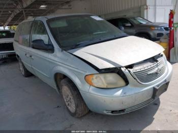  Salvage Chrysler Town & Country