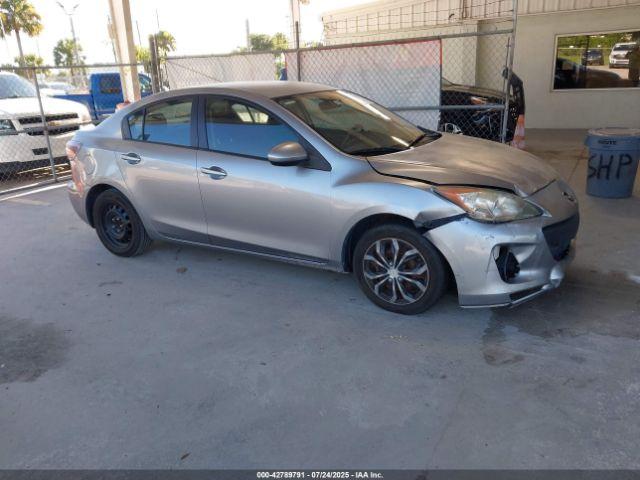  Salvage Mazda Mazda3