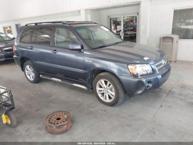  Salvage Toyota Highlander