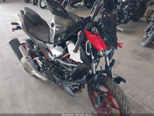  Salvage Kawasaki Er500