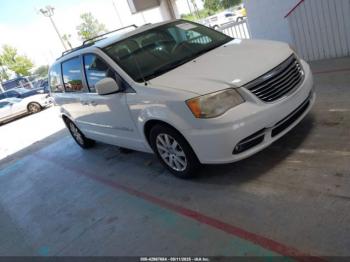  Salvage Chrysler Town & Country