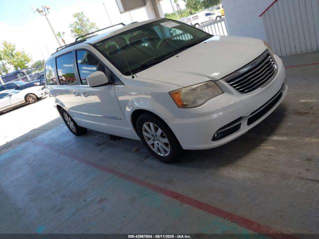  Salvage Chrysler Town & Country