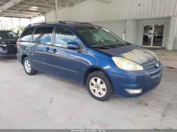  Salvage Toyota Sienna