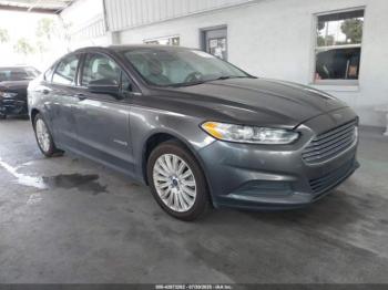  Salvage Ford Fusion