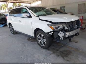  Salvage Nissan Pathfinder