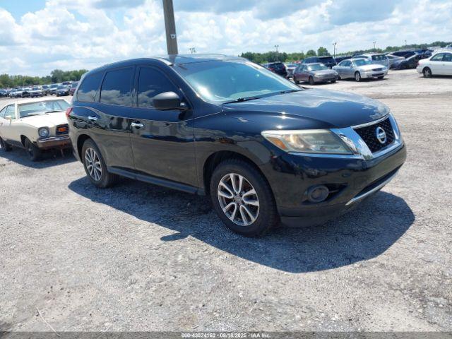  Salvage Nissan Pathfinder