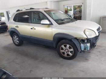  Salvage Hyundai TUCSON