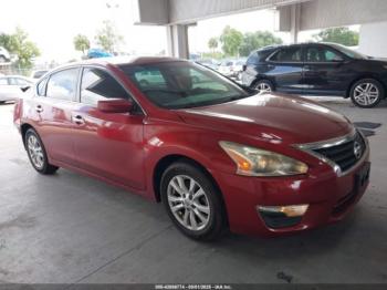  Salvage Nissan Altima