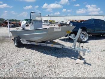  Salvage Sea Ark Fishing Boat