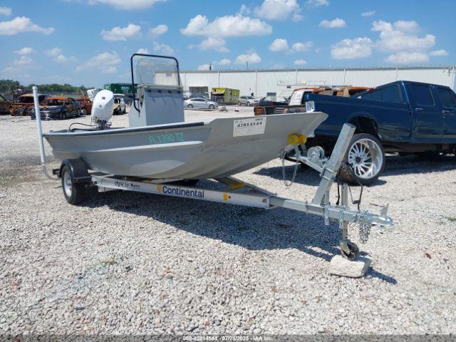  Salvage Sea Ark Fishing Boat