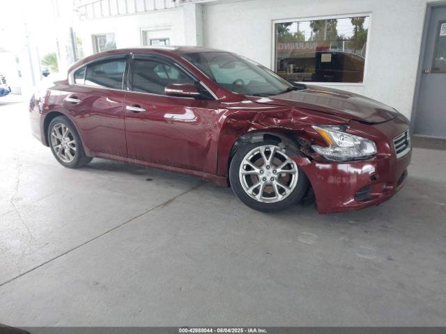  Salvage Nissan Maxima