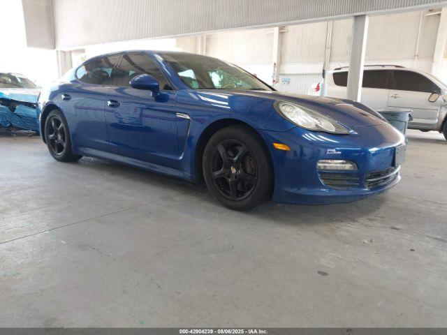  Salvage Porsche Panamera