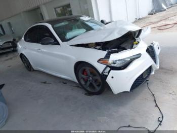  Salvage Alfa Romeo Giulia