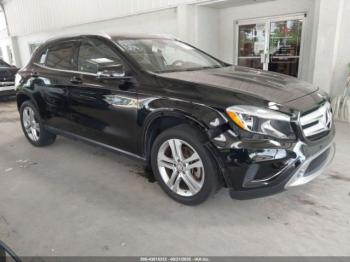  Salvage Mercedes-Benz GLA