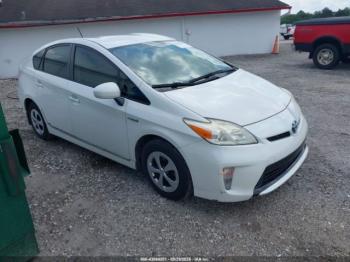  Salvage Toyota Prius