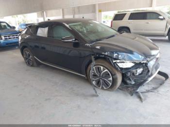  Salvage Kia EV6