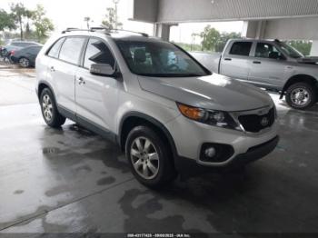  Salvage Kia Sorento
