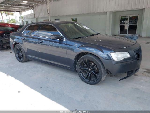  Salvage Chrysler 300
