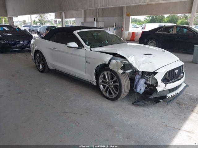  Salvage Ford Mustang