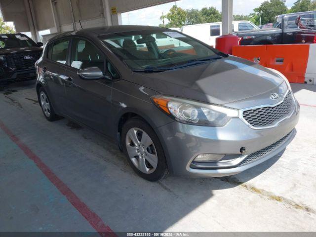  Salvage Kia Forte