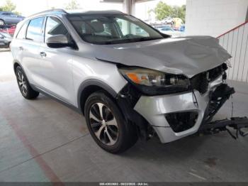  Salvage Kia Sorento