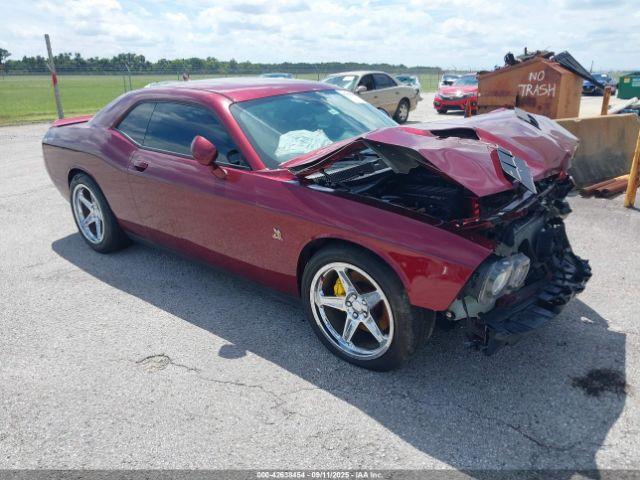  Salvage Dodge Challenger