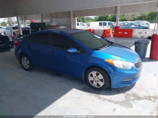  Salvage Kia Forte