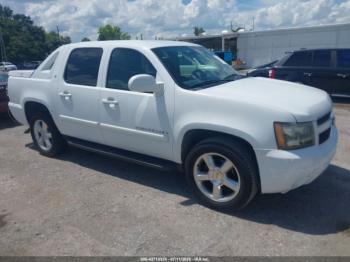  Salvage Chevrolet Avalanche 1500