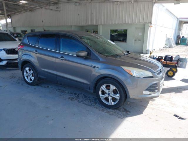  Salvage Ford Escape