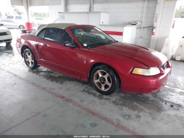  Salvage Ford Mustang