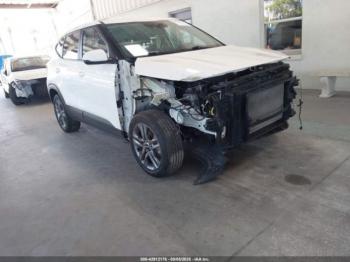  Salvage Kia Seltos