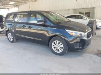  Salvage Kia Sedona