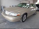 Lincoln Towncar Signature Limited Image 4