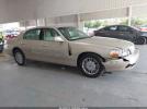 Lincoln Towncar Signature Limited Image 11