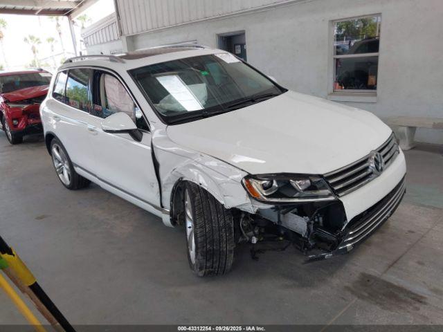  Salvage Volkswagen Touareg