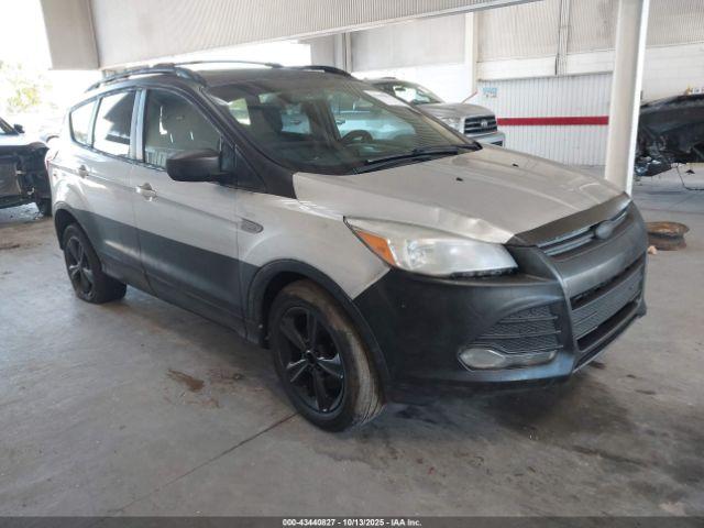  Salvage Ford Escape