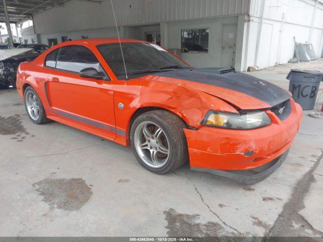  Salvage Ford Mustang