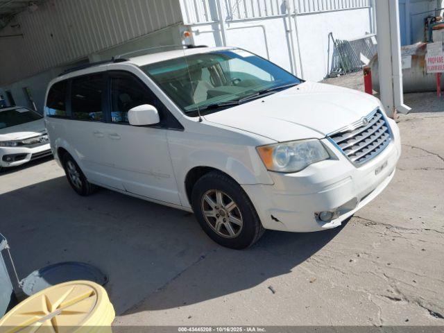  Salvage Chrysler Town & Country