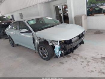  Salvage Kia K4